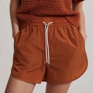 Varley NWOT Womens Harmon Nylon Shorts XL Rust Burnt Orange